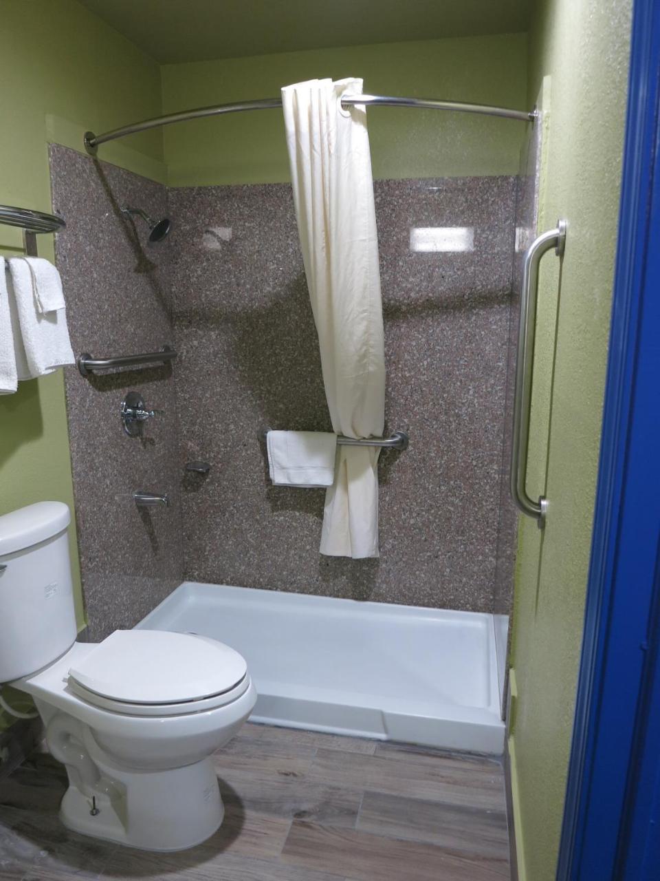 Gateway Inn Tulsa Ngoại thất bức ảnh